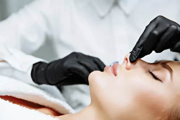 Ästhetische Nasenoperation in Köln - Experten für funktionelle Chirurgie